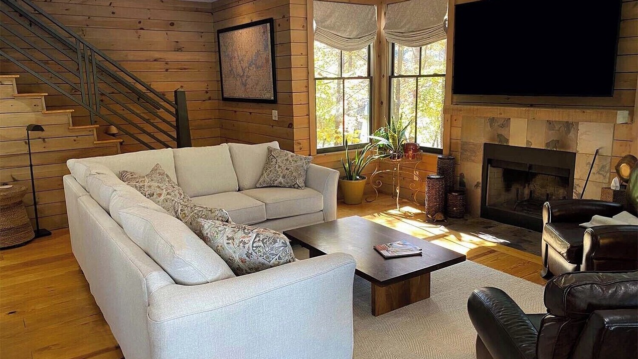 Photo of Bedroom in Crane Hill