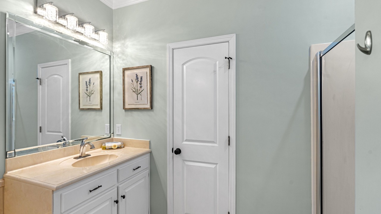 Photo of Bathroom in Mobile