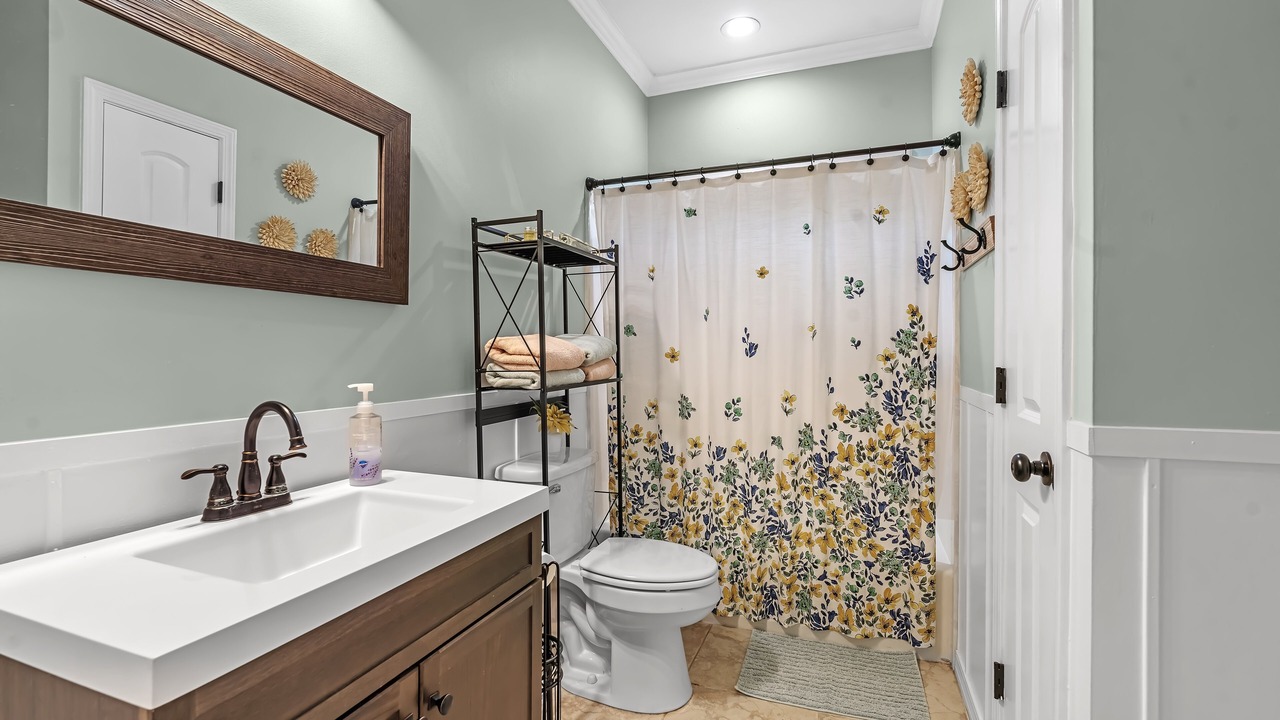 Photo of Bathroom in Mobile