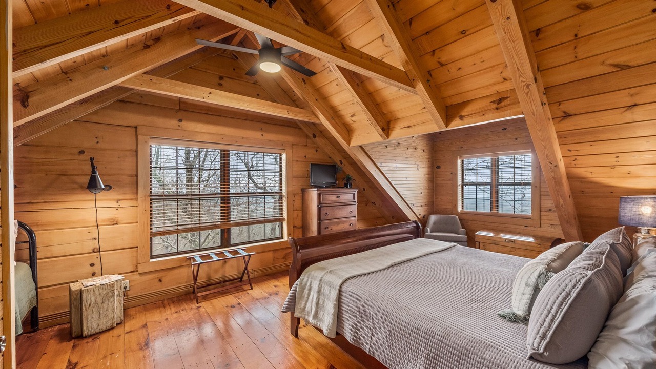 Photo of Bedroom in Valley Head