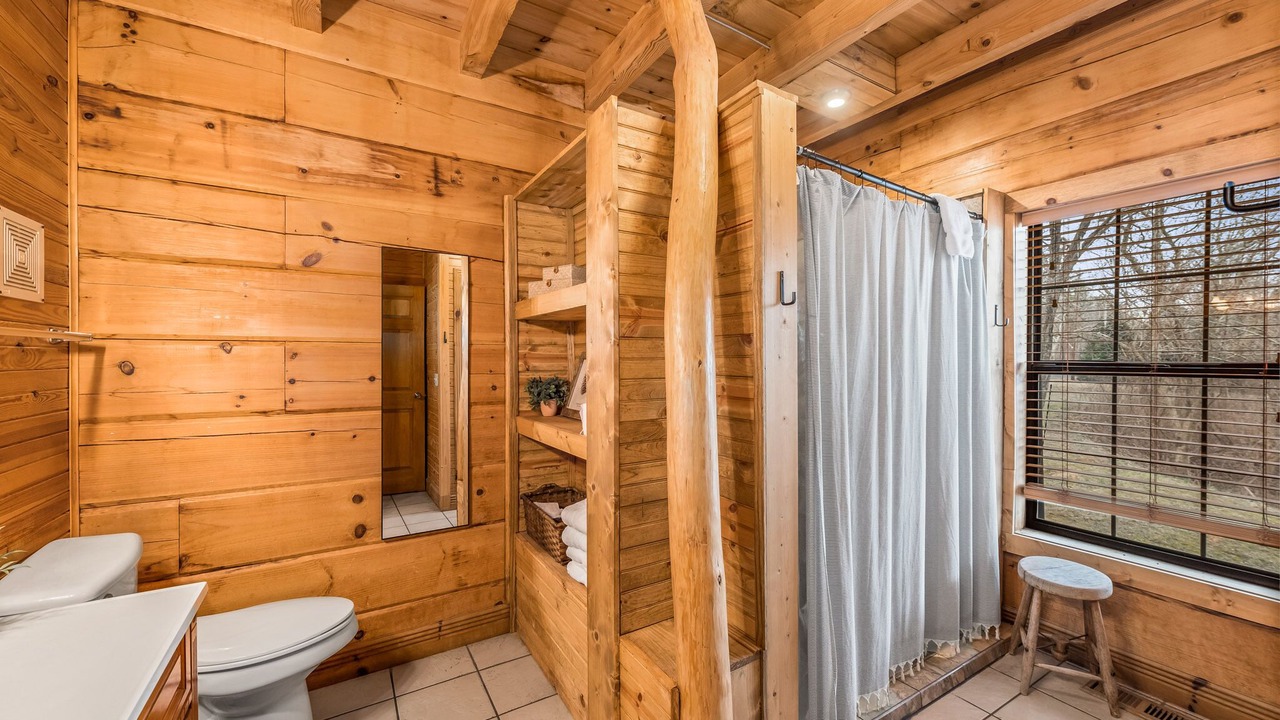 Photo of Bathroom in Valley Head