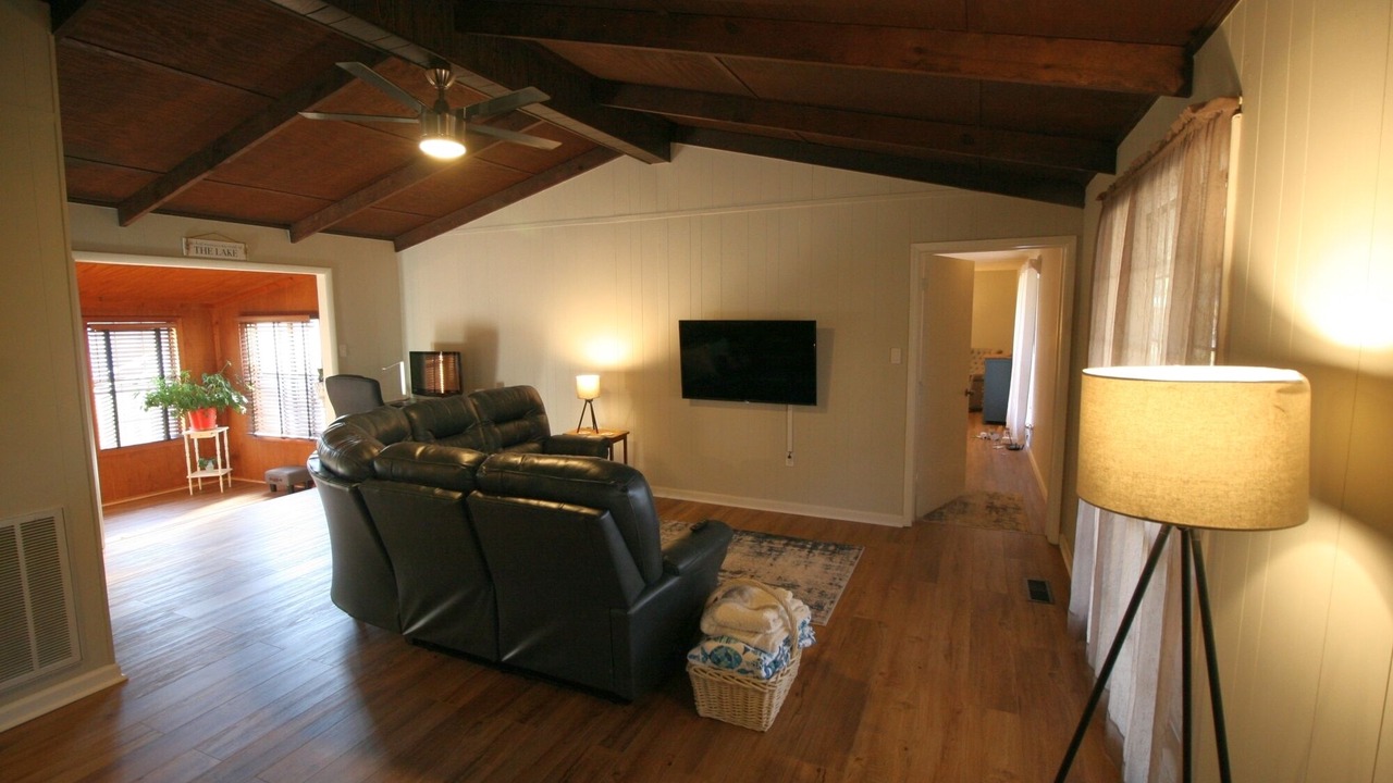 Photo of Livingroom in Centre
