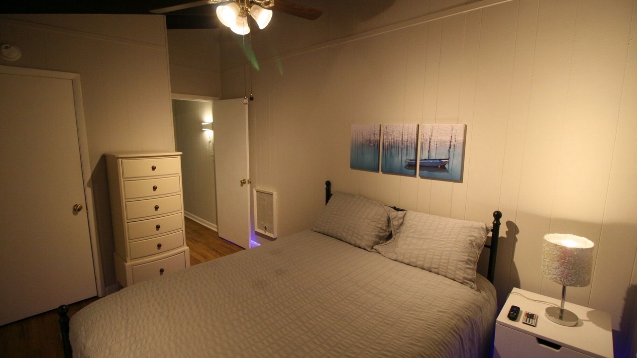 Photo of Bedroom in Centre
