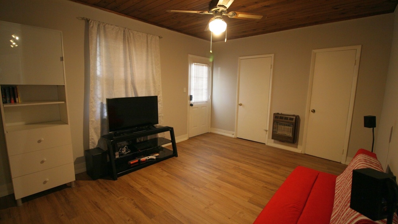 Photo of Livingroom in Centre