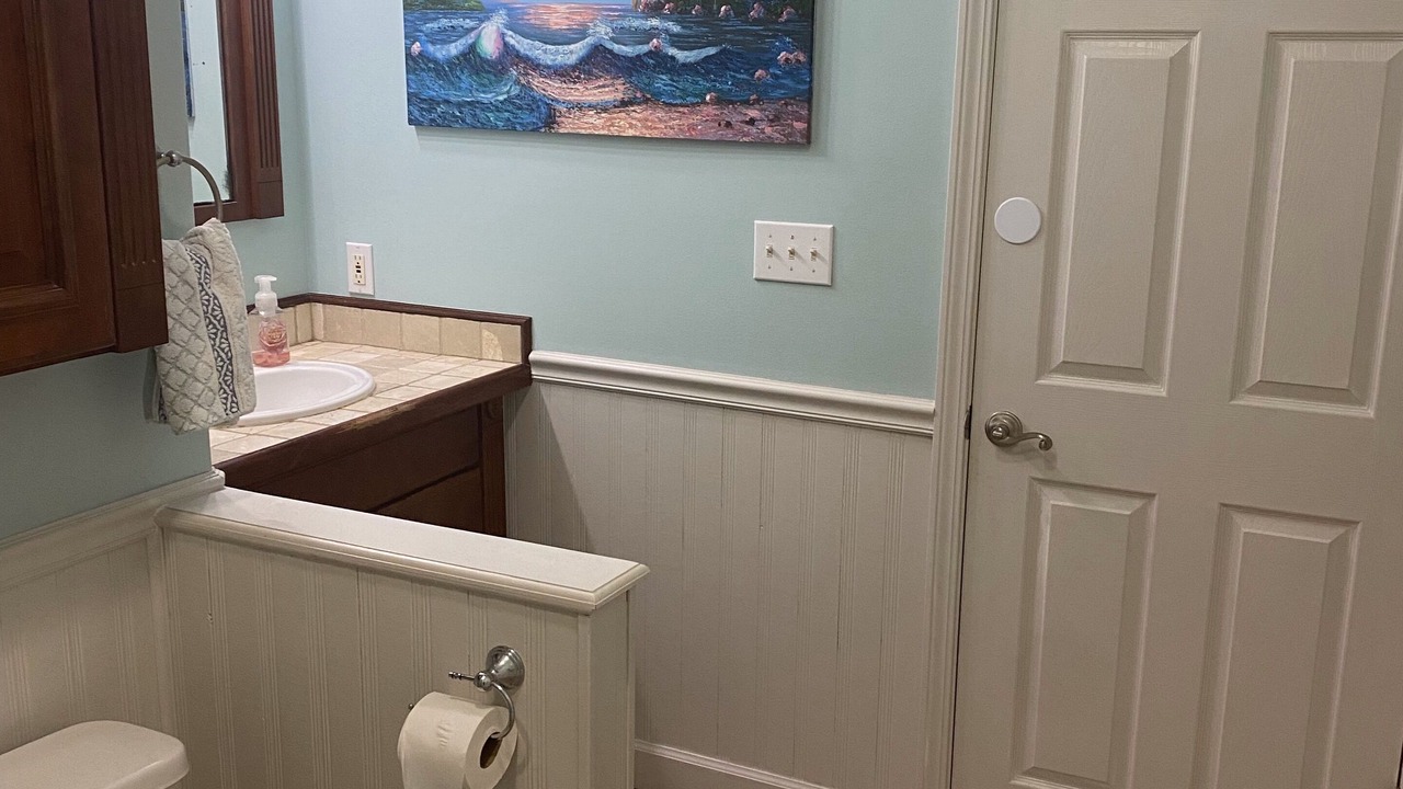 Photo of Bathroom in D'Iberville