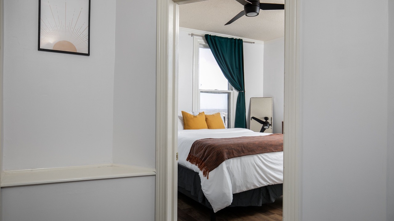 Photo of Bedroom in Forest Park
