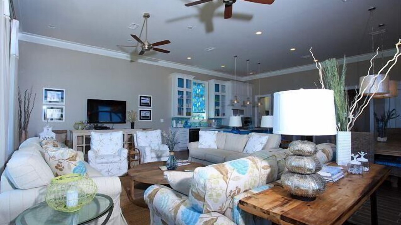 Photo of Livingroom in Surf Side Shores