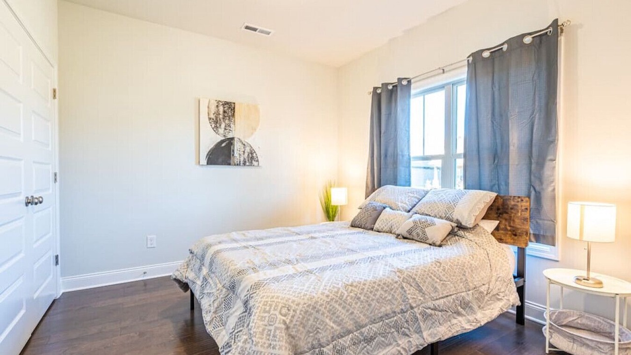 Photo of Bedroom in Huntsville
