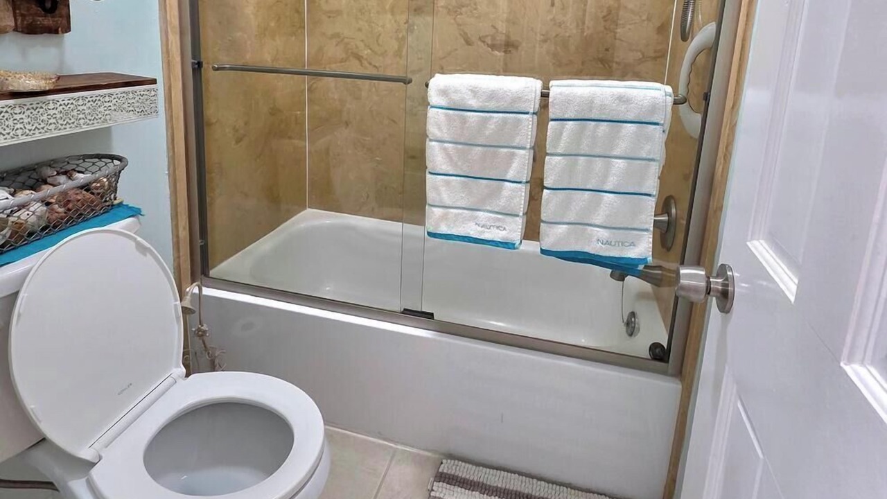 Photo of Bathroom in Daphne