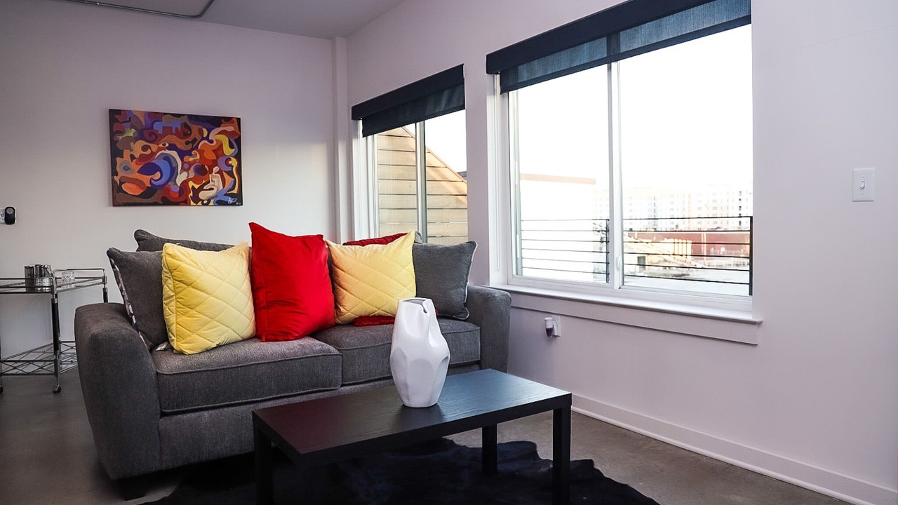 Photo of Livingroom in Five Points South