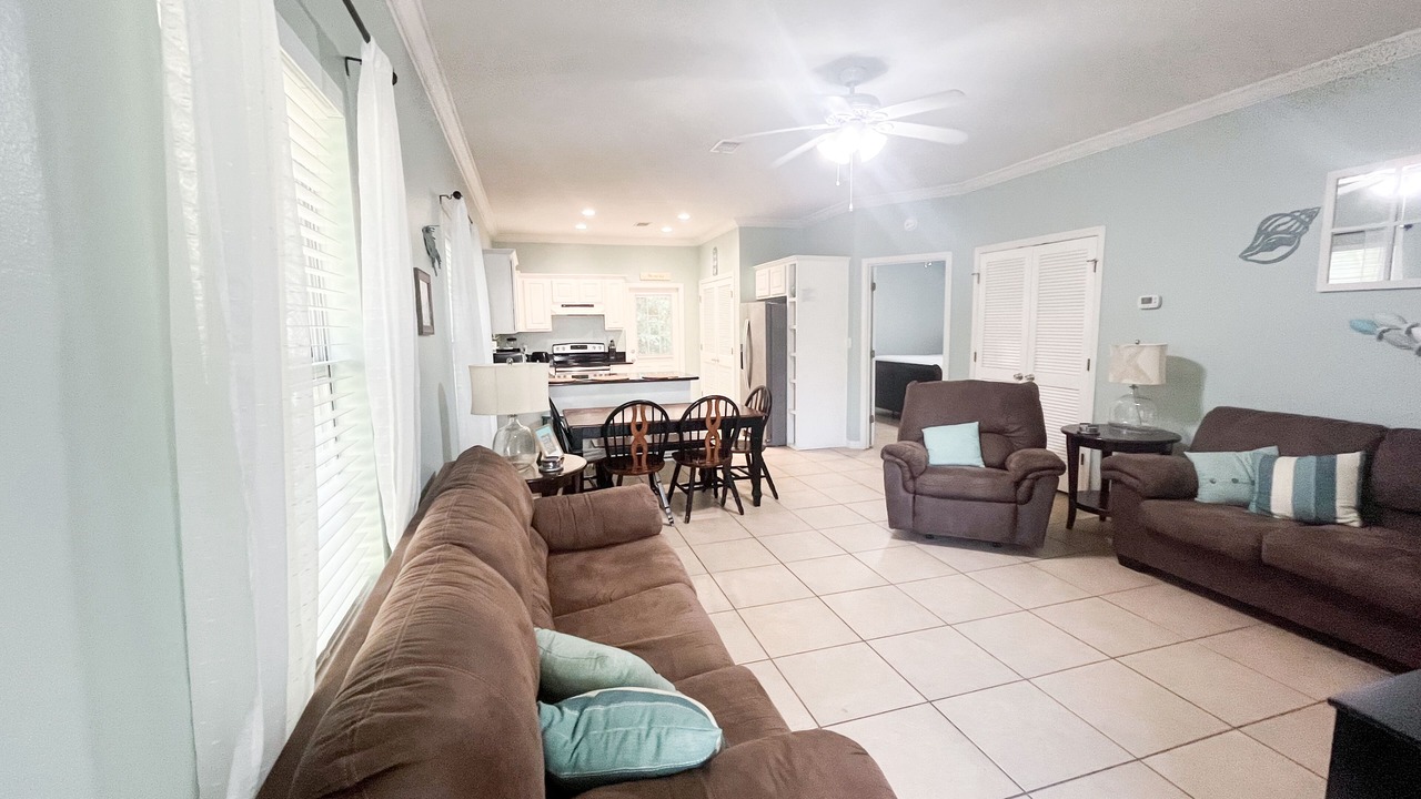 Photo of Livingroom in Orange Beach