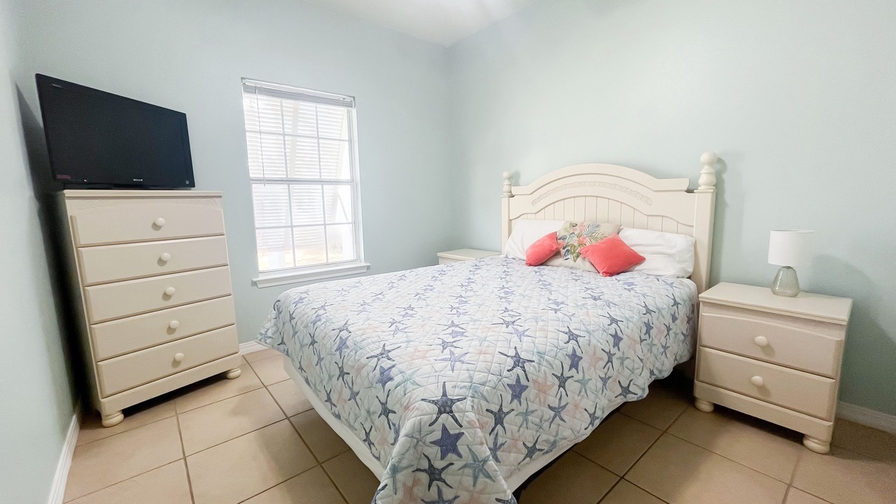 Photo of Bedroom in Orange Beach