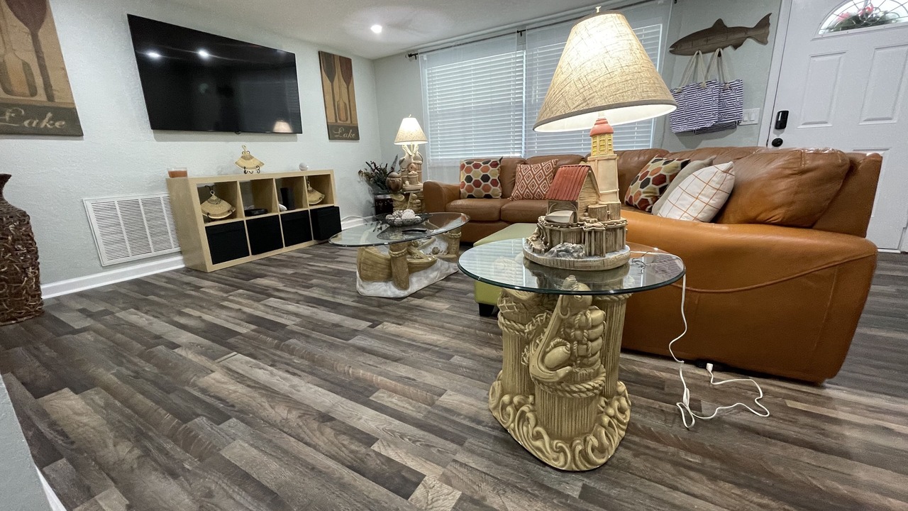 Photo of Livingroom in Colonial Hills