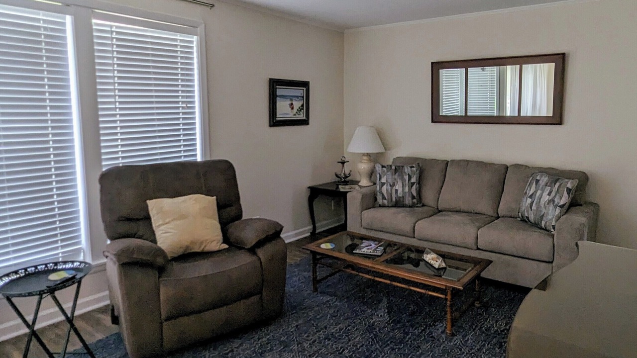 Photo of Livingroom in Daphne