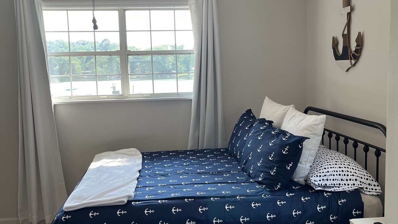 Photo of Bedroom in Dadeville