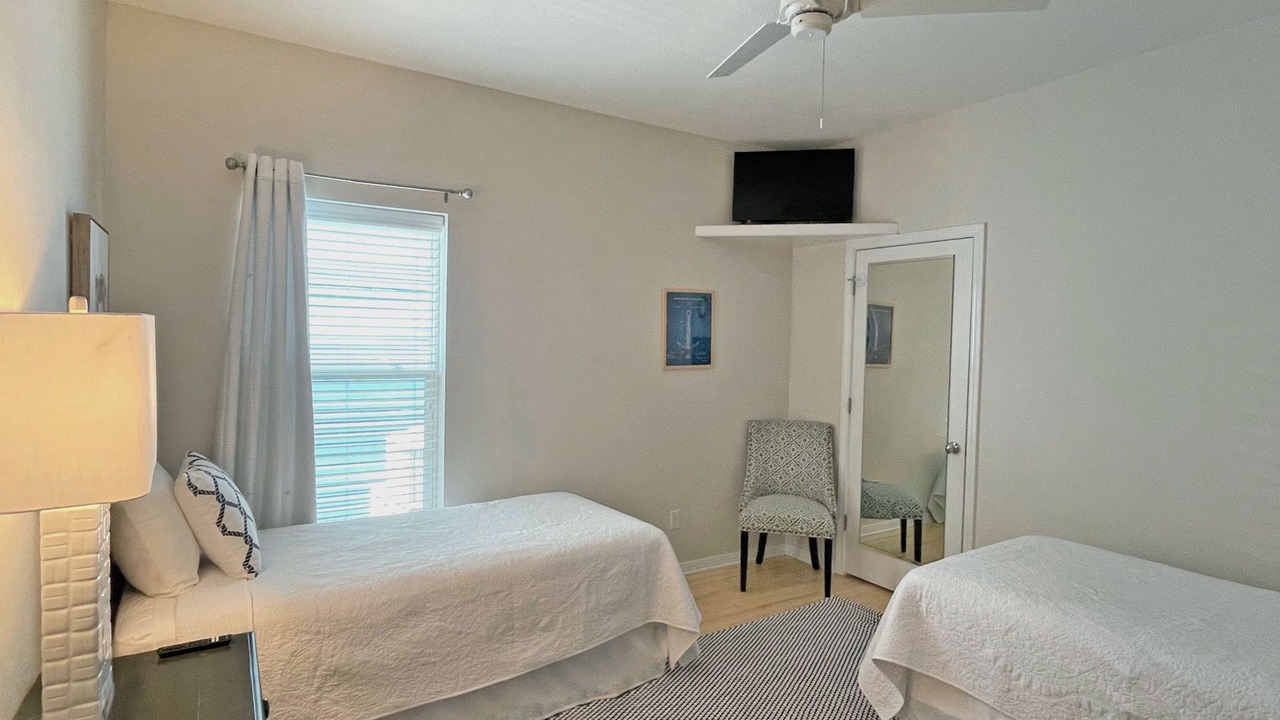 Photo of Bedroom in White Sands Cottages