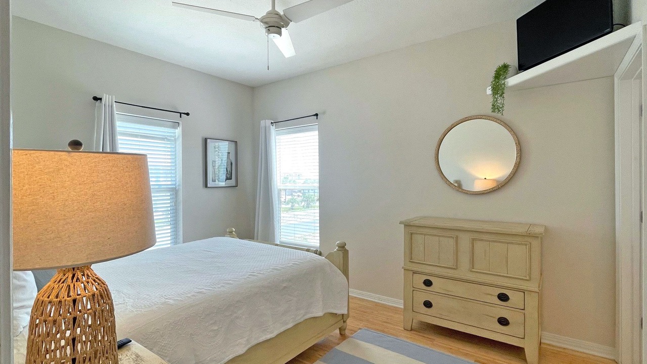 Photo of Bedroom in White Sands Cottages
