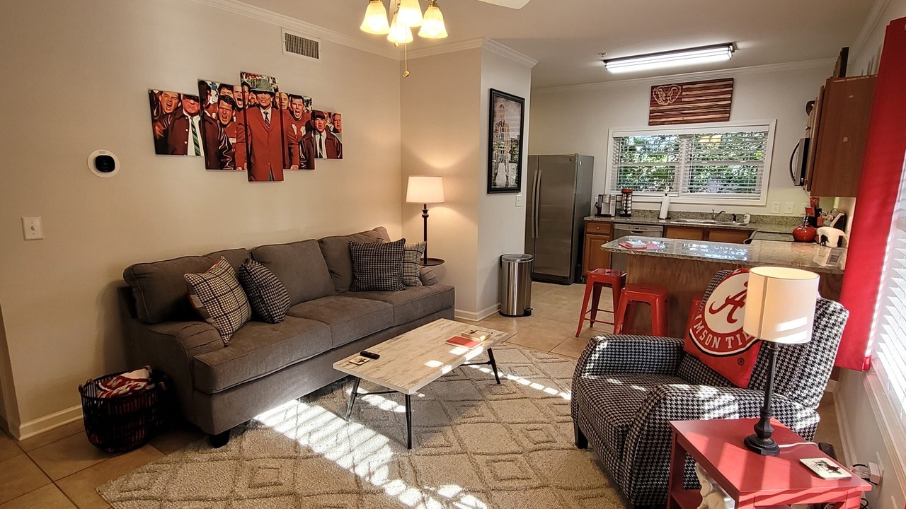 Photo of Livingroom in Tuscaloosa