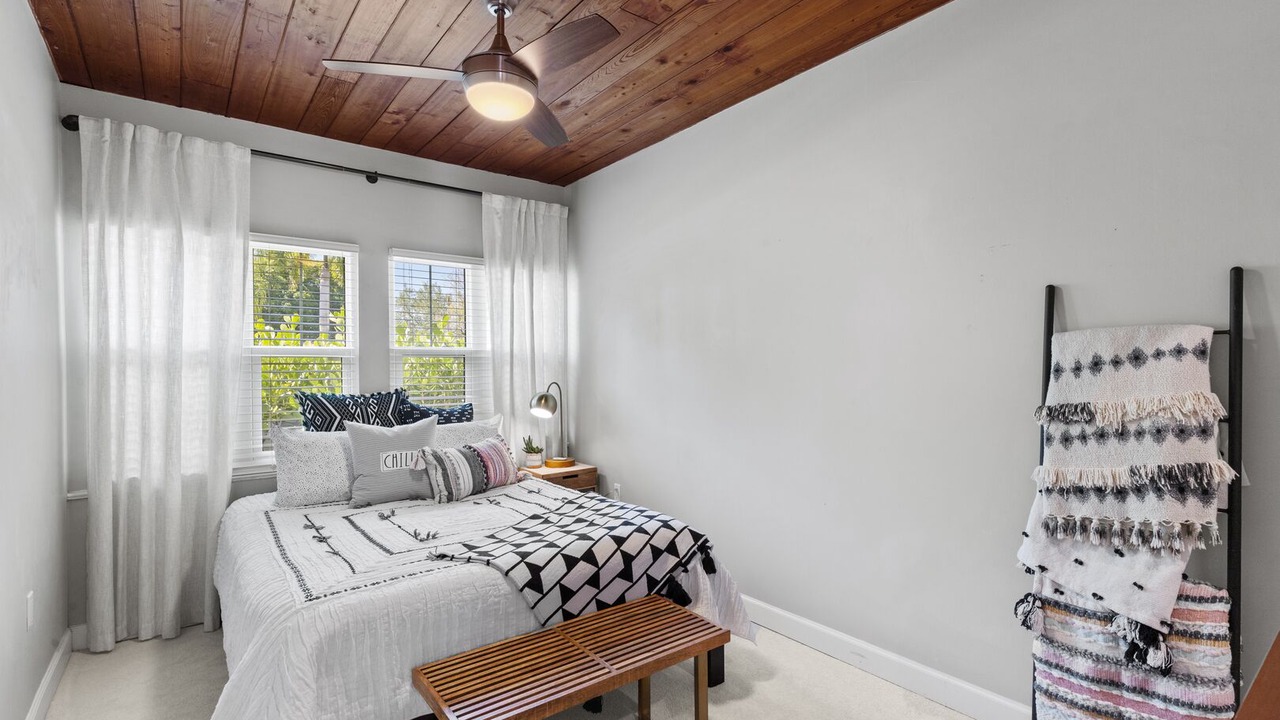 Photo of Bedroom in Riverside Park
