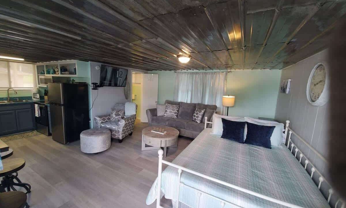 Photo of Bedroom in Muscle Shoals