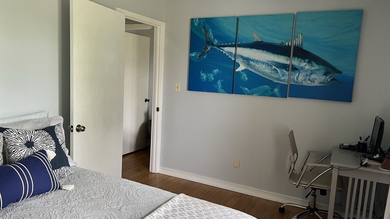 Photo of Bedroom in Sanders Beach