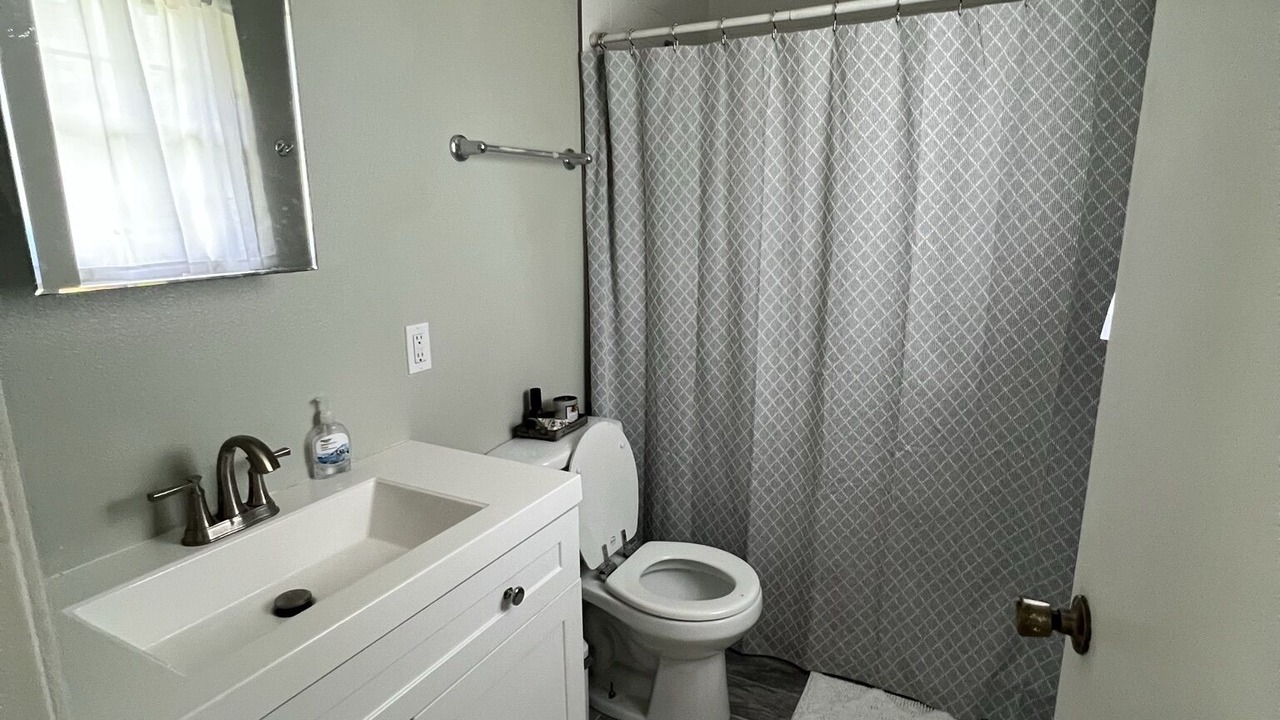 Photo of Bathroom in Sanders Beach