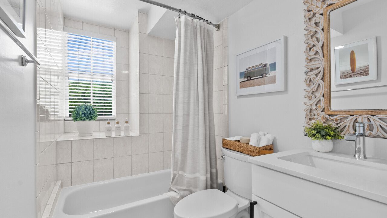 Photo of Bathroom in Rock Harbor