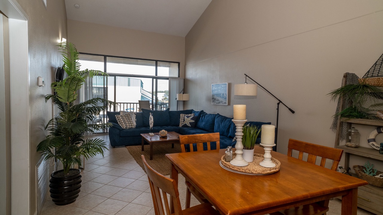 Photo of Livingroom in Ono Island