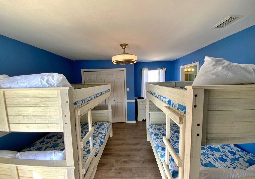 Photo of Bedroom in Surf Side Shores
