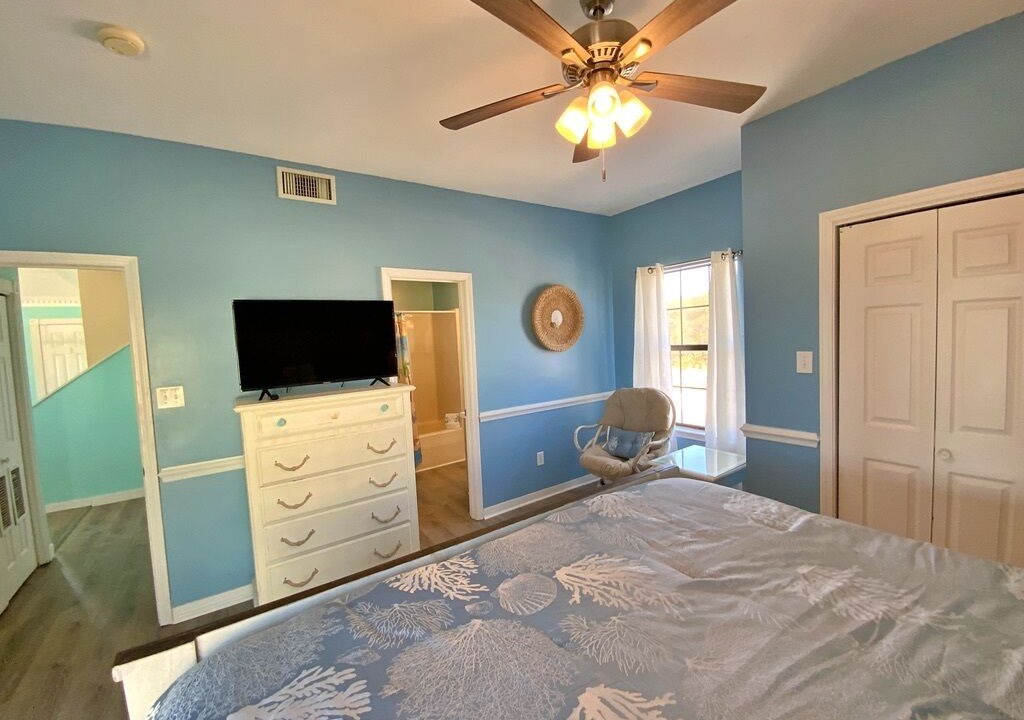 Photo of Bedroom in Surf Side Shores