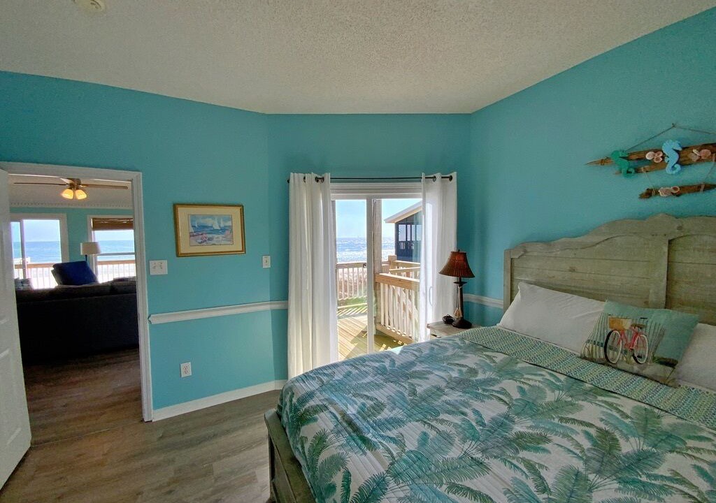 Photo of Bedroom in Surf Side Shores
