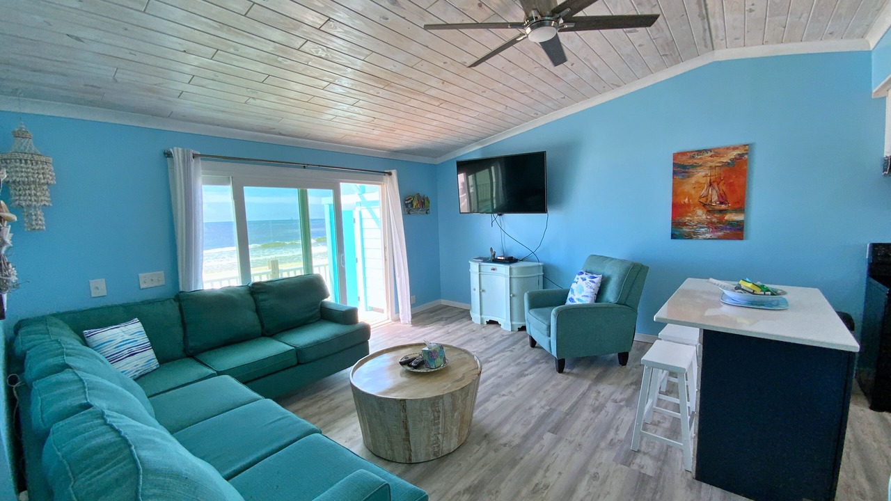 Photo of Livingroom in Surf Side Shores