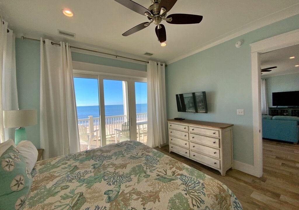 Photo of Bedroom in Surf Side Shores