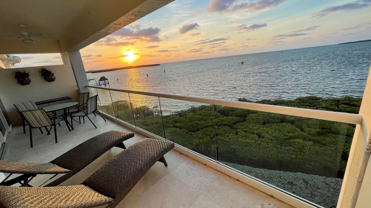 Photo of Patio Balcony in Rock Harbor