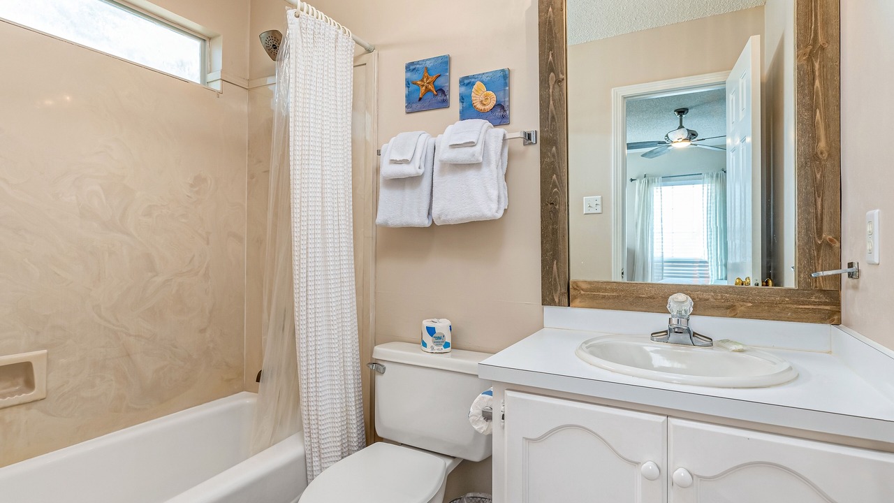 Photo of Bathroom in Silver Cay