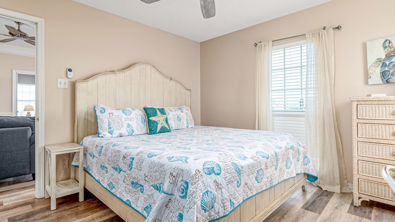 Photo of Bedroom in Silver Cay