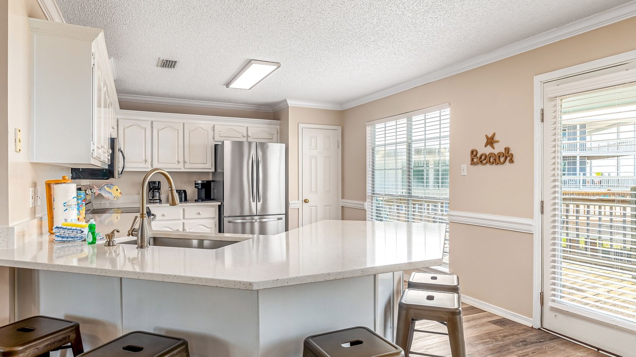 Photo of Kitchen in Silver Cay