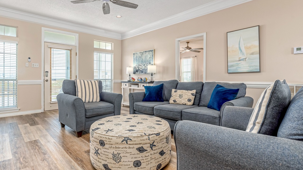 Photo of Livingroom in Silver Cay