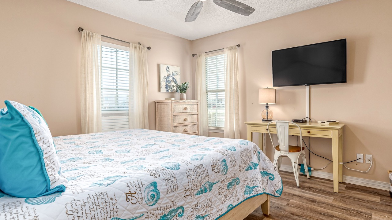 Photo of Bedroom in Silver Cay