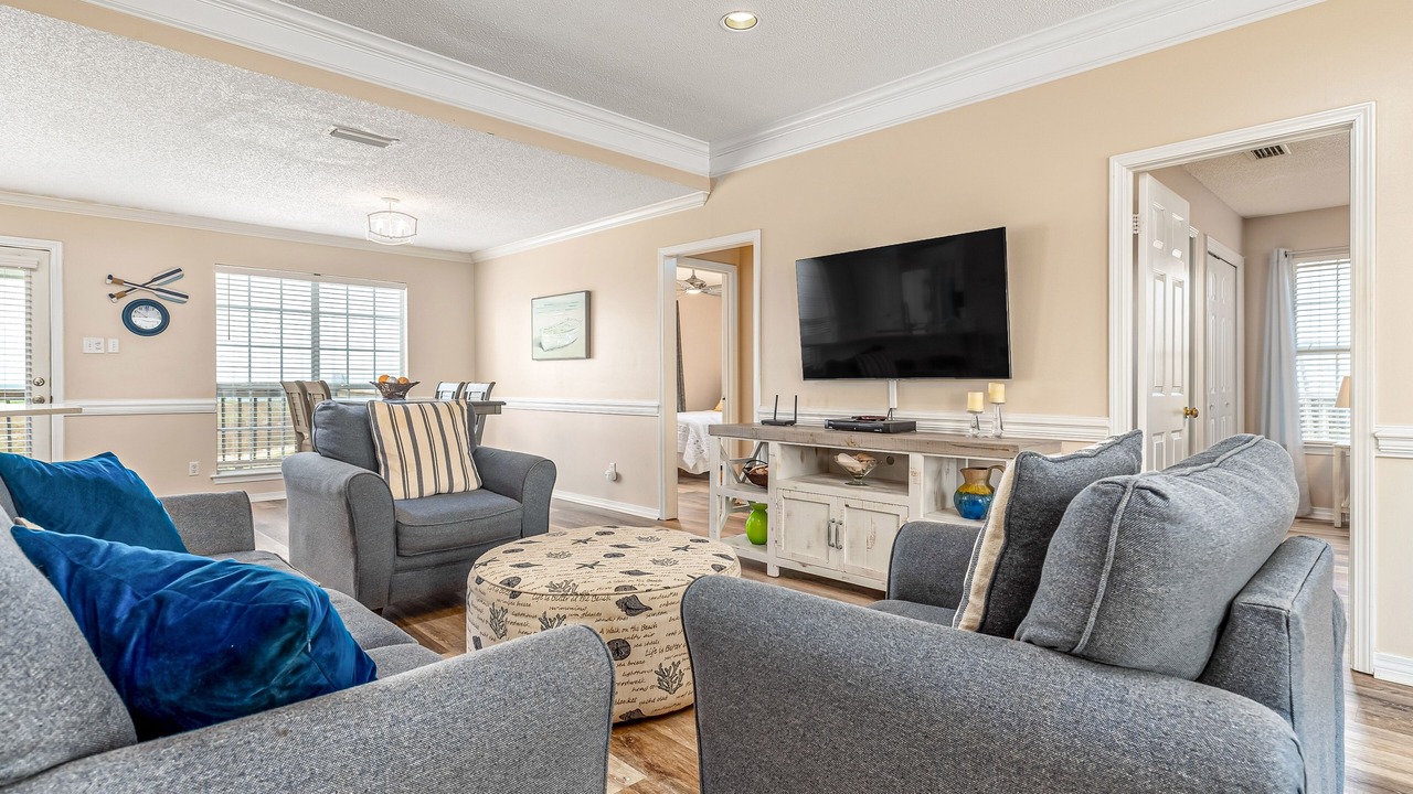 Photo of Livingroom in Silver Cay