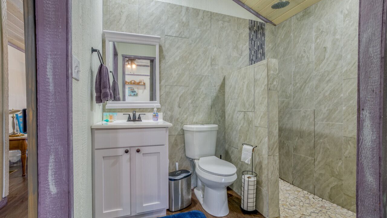 Photo of Bathroom in Rogersville