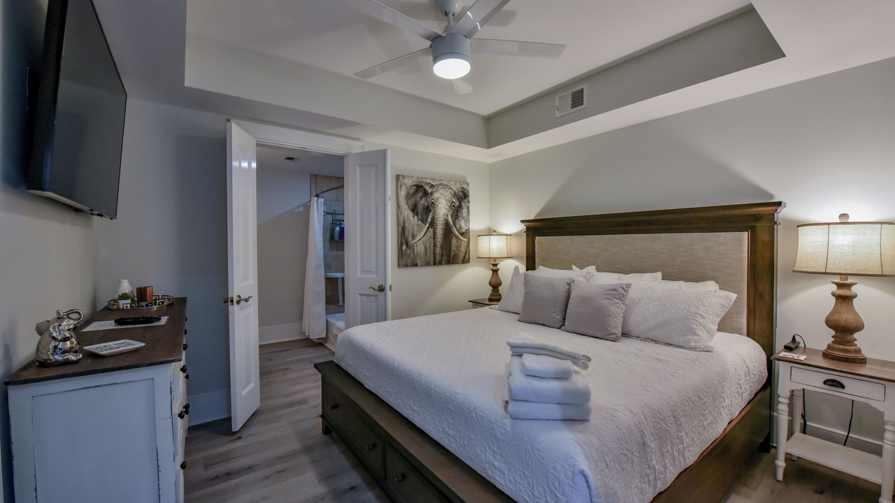Photo of Bedroom in Tuscaloosa