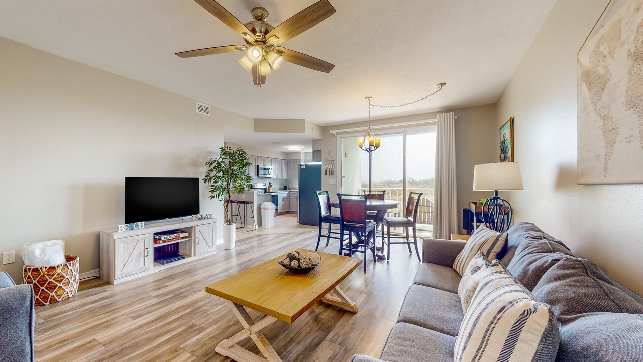 Photo of Livingroom in Fort Morgan