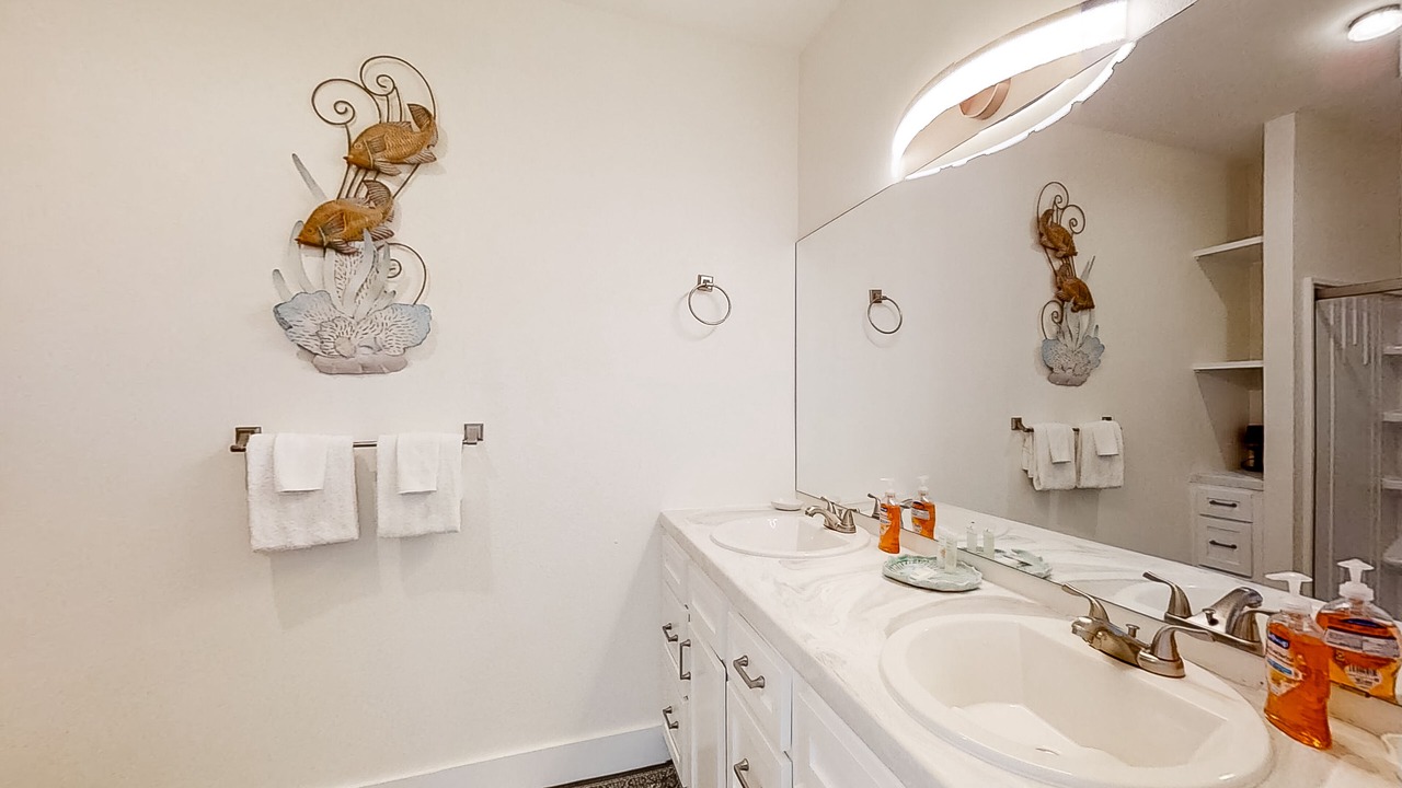 Photo of Bathroom in Surf Side Shores