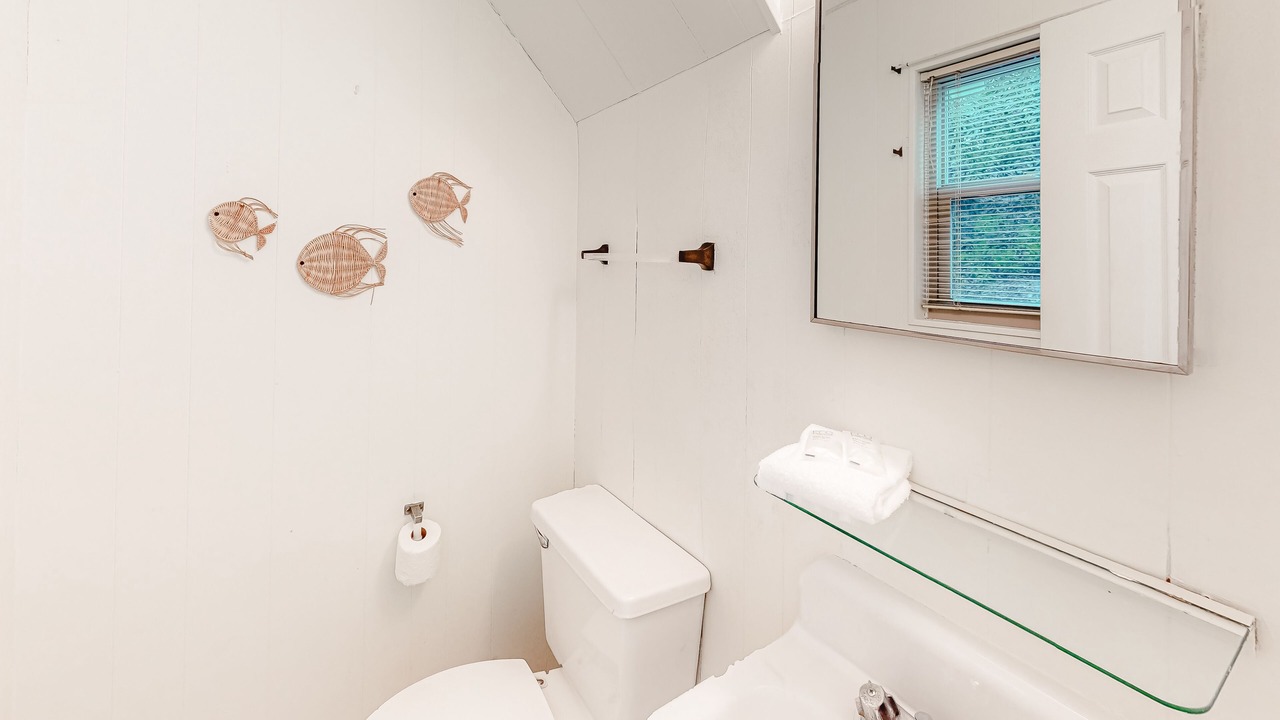 Photo of Bathroom in Surf Side Shores