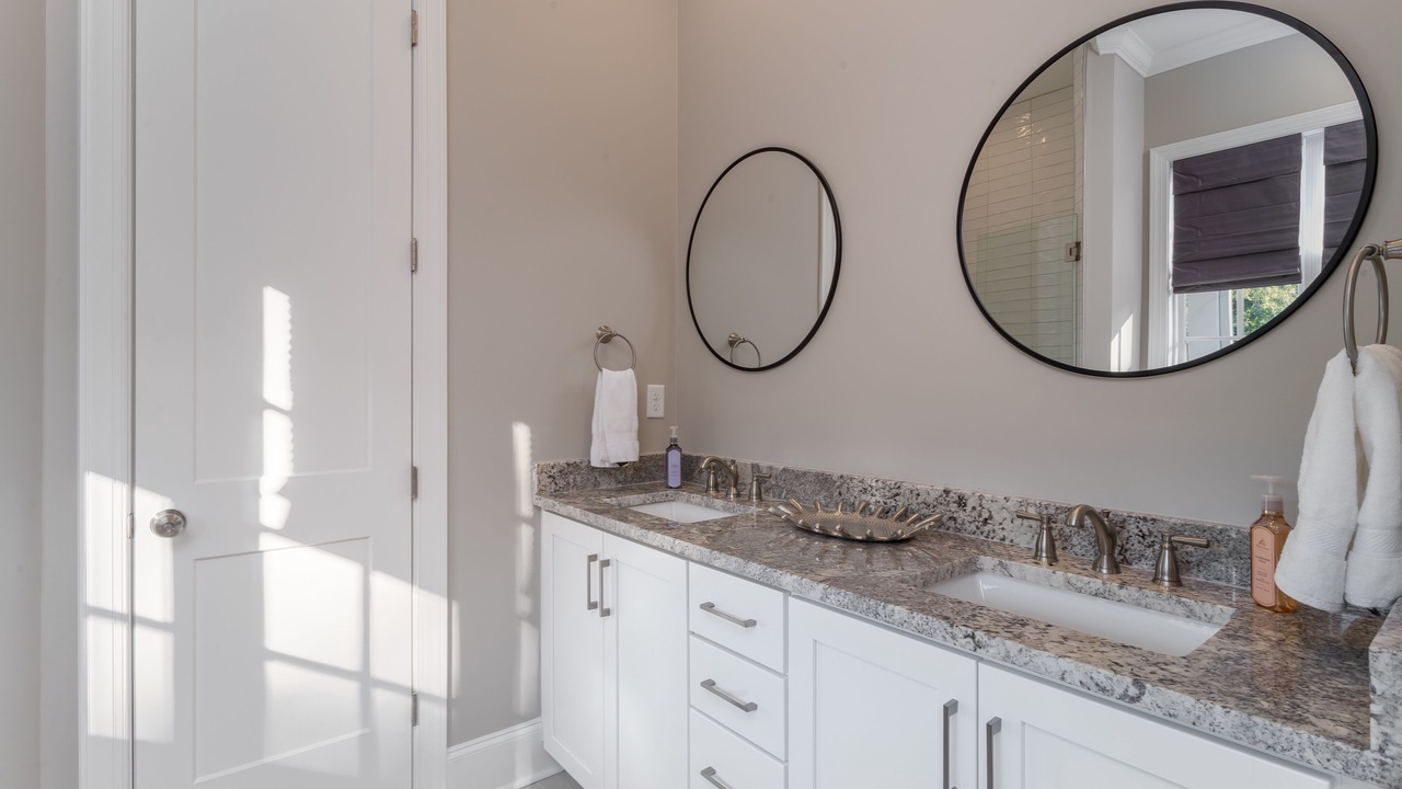 Photo of Bathroom in Samantha