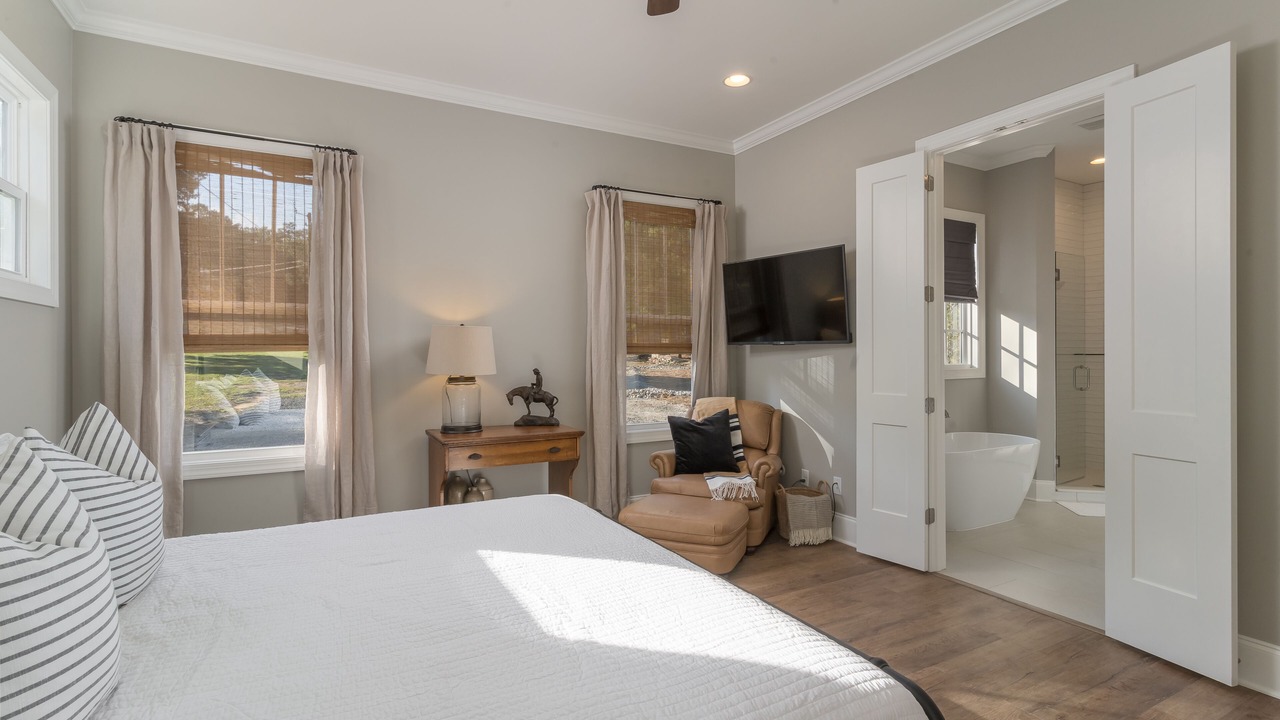 Photo of Bedroom in Samantha