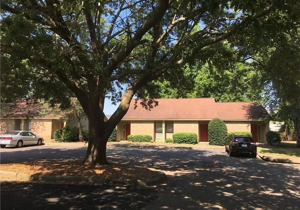 Photo of Outdoor in Auburn