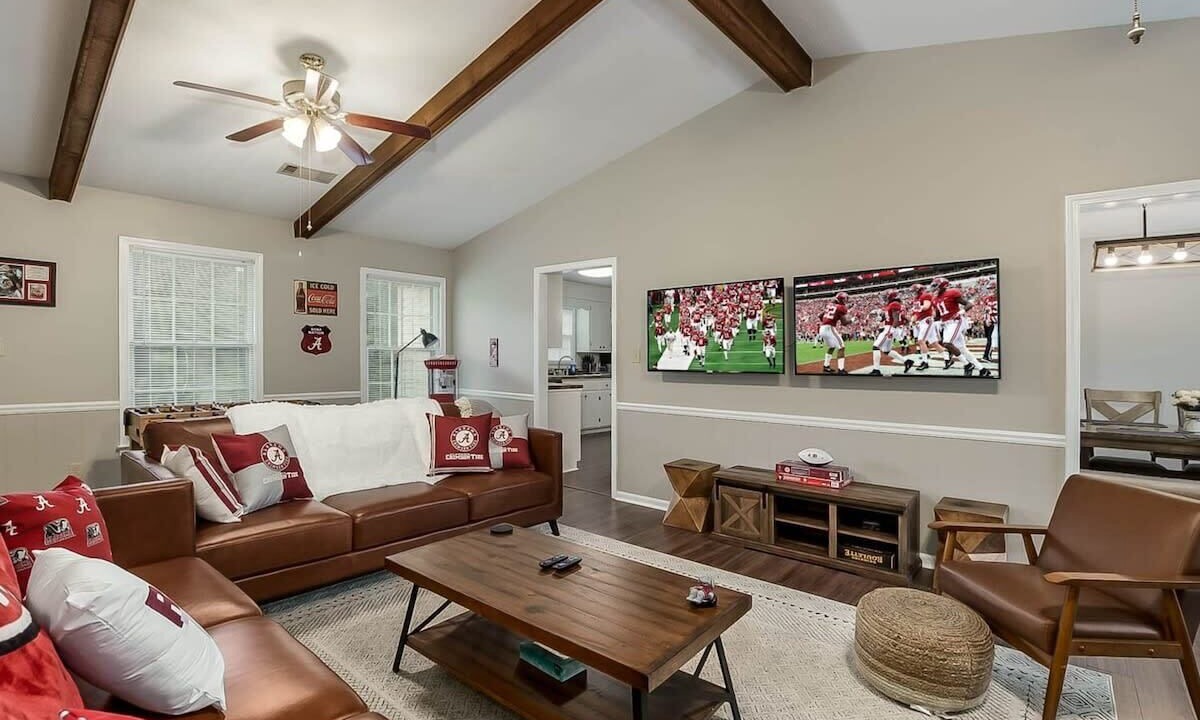 Photo of Livingroom in Northport