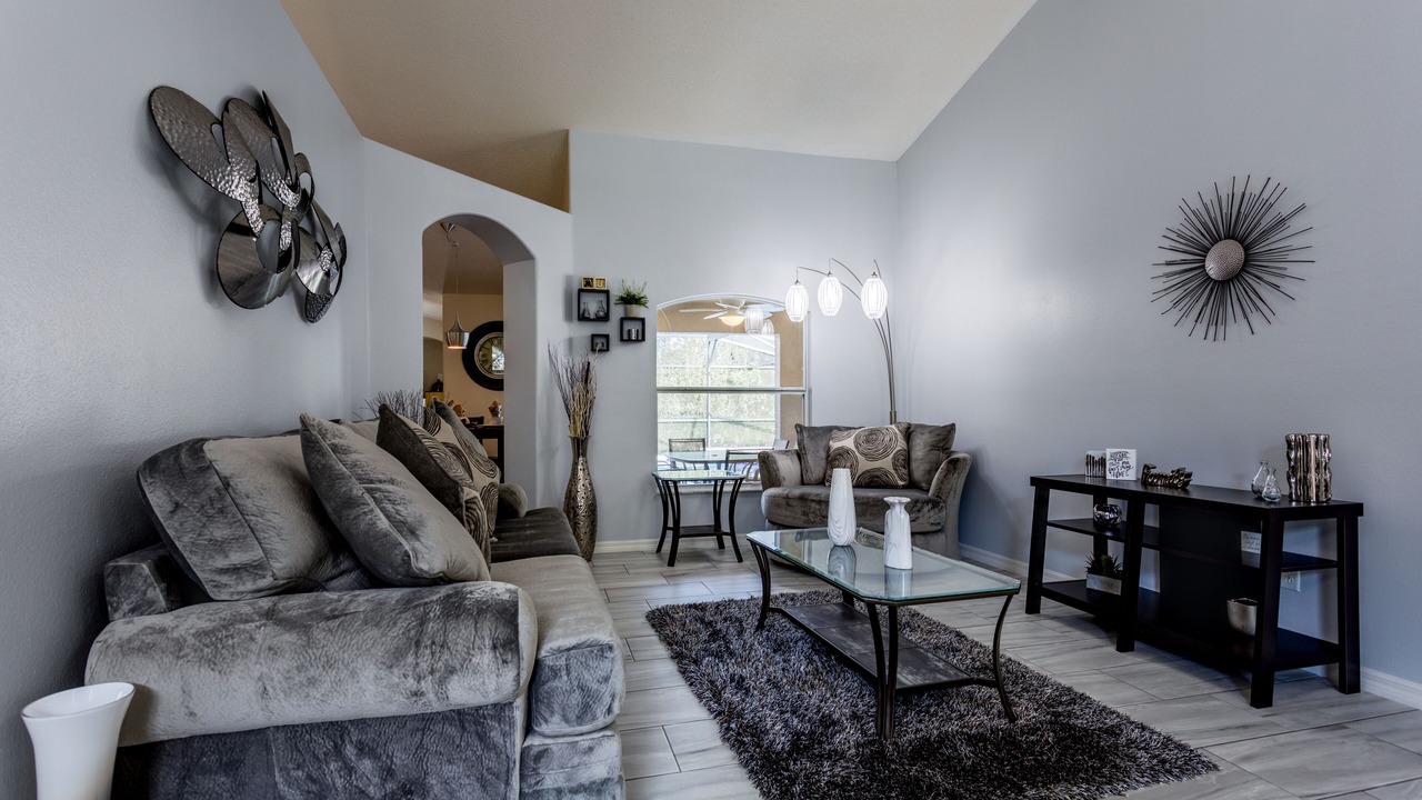 Photo of Livingroom in Orange Tree